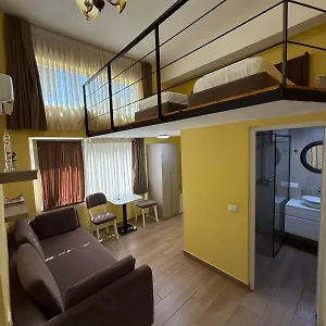  Bed and breakfast Auto Tana Albania