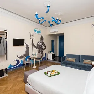 Tritone 125 Roma